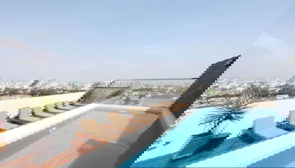 Primary image