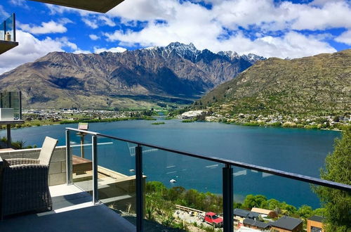 Photo 18 - Lake View Apartment Queenstown Hill