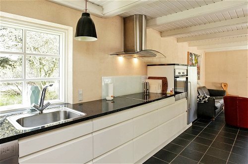 Foto 3 - 5 Person Holiday Home in Ulfborg