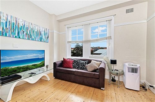 Photo 17 - Furnished Apartment Walk to Bondi Beach