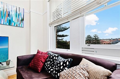 Photo 12 - Furnished Apartment Walk to Bondi Beach