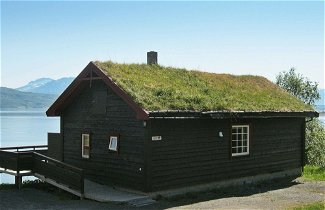 Foto 1 - 6 Person Holiday Home in Hamnvik