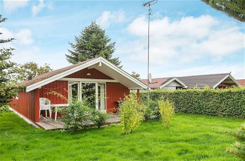 Photo 15 - 6 Person Holiday Home in Bjert