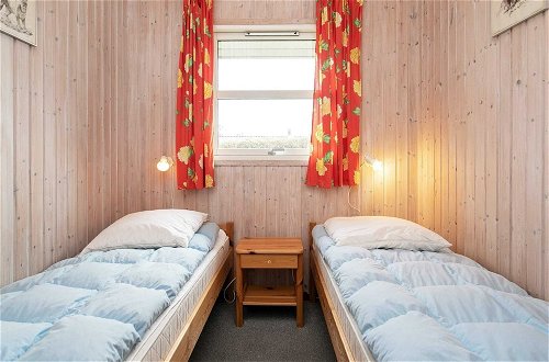 Photo 15 - 8 Person Holiday Home in Hjorring