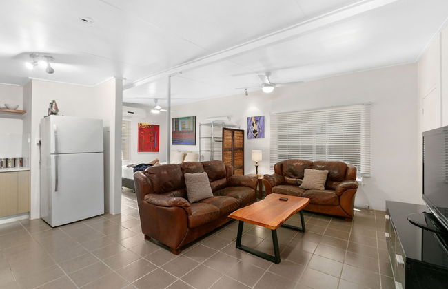 Tropical 3 Bedroom House, Pool plus 4th Bedroom Bungalow - Foto 11