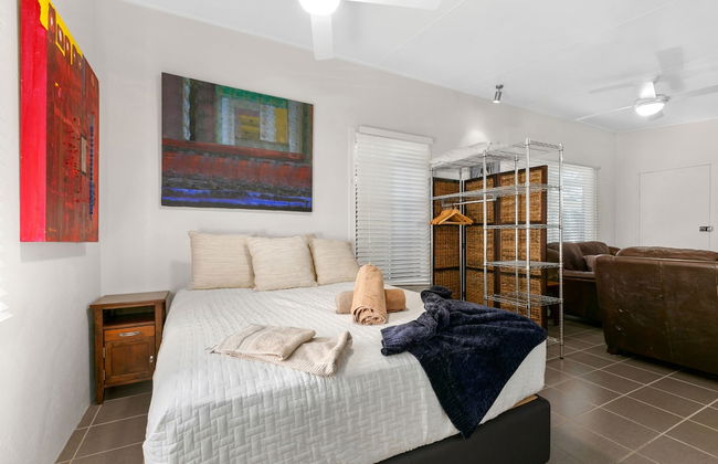 Tropical 3 Bedroom House, Pool plus 4th Bedroom Bungalow - Foto 6