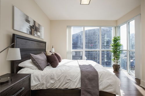 Foto 10 - QuickStay - Gorgeous 2-Bedroom in the Heart of Downtown