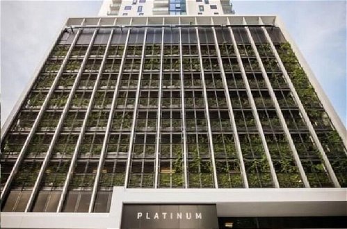 Photo 23 - Southbank Platinum Tower Apartment