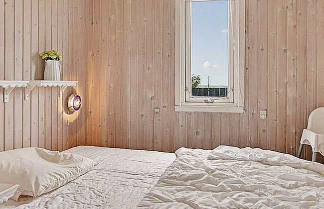 4 Person Holiday Home in Harboore - Foto 8