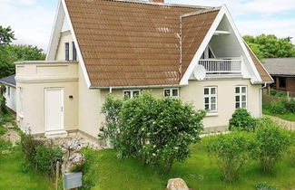 Photo 1 - 12 Person Holiday Home in Vestervig