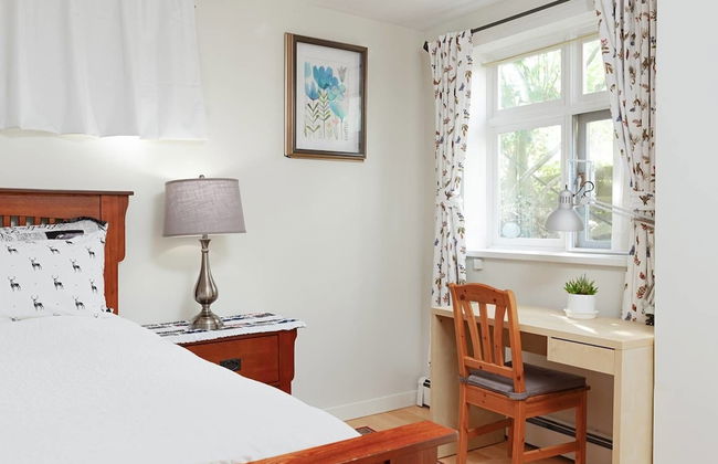 Private and Cozy Home in Kerrisdale - Foto 2