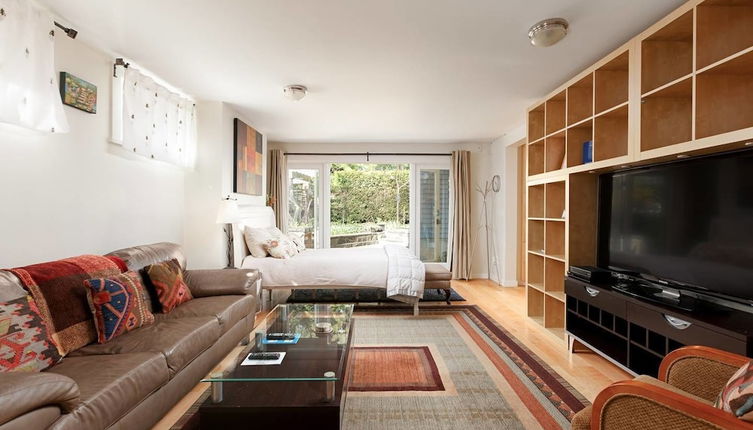 Foto 1 - Private and Cozy Home in Kerrisdale