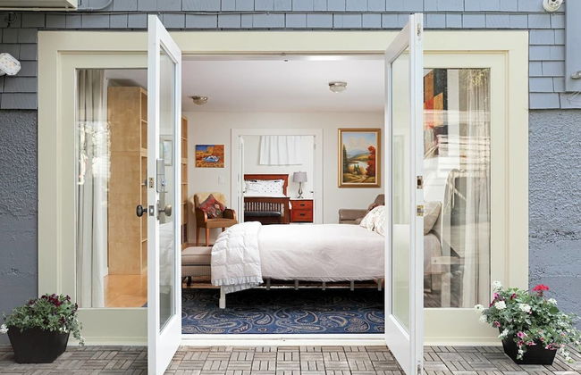 Private and Cozy Home in Kerrisdale - Foto 3