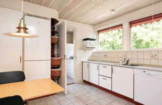 Photo 2 - 8 Person Holiday Home in Blavand