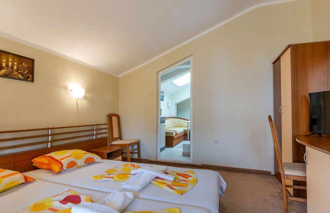 1 Bedroom Apartment in Dafinka Guest House - Foto 7