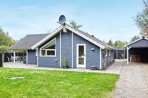 Photo 1 - 6 Person Holiday Home in Store Fuglede