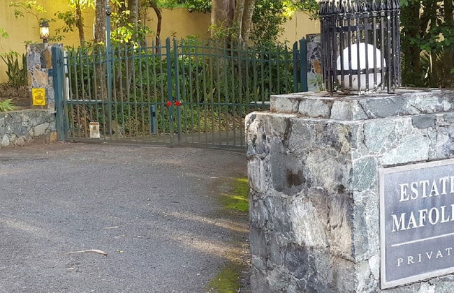 Villa Indigo 1BR in Private Gated Estate - Photo 18