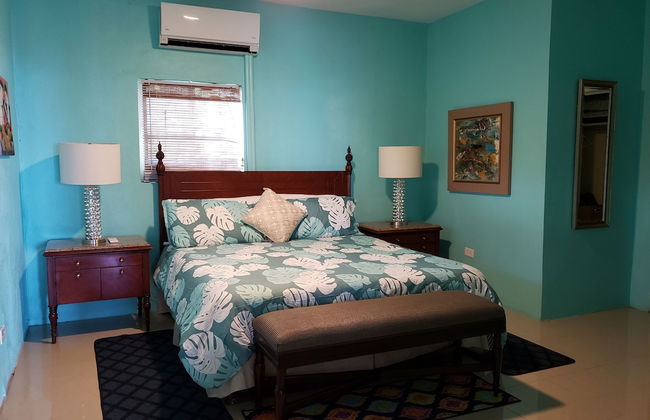 Villa Indigo 1BR in Private Gated Estate - Photo 2