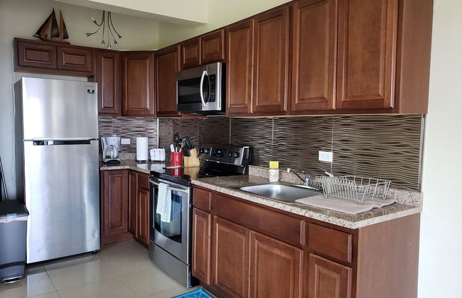 Villa Indigo 1BR in Private Gated Estate - Photo 6