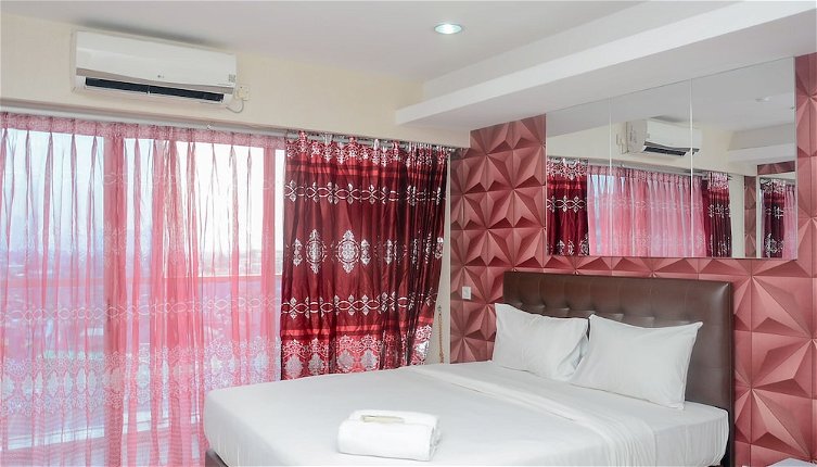 Foto 1 - Best and Strategic Studio at Tamansari The Hive Apartment