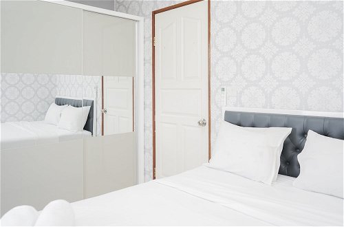 Photo 3 - Comfy 2BR High Floor Apartment at Mediterania Palace Residences