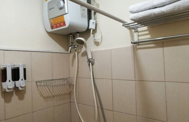 Pleasant Tifolia Studio Cozy Room In Kelapa Gading - Foto 17
