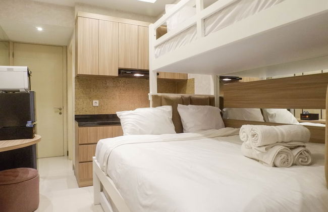 Best Studio Benson Apartment Connected to Pakuwon Mall next to Anderson - Foto 1