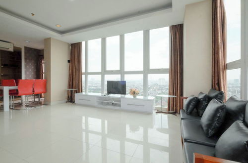 Foto 19 - Spacious Pent House 3BR at Sunter Park View Apartment