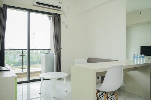 Foto 17 - Fully Furnished With Modern Design 2Br At Sky House Bsd Apartment