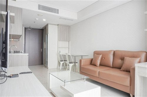 Photo 17 - Stunning And Comfy 1Br At Ciputra World 2 Apartment