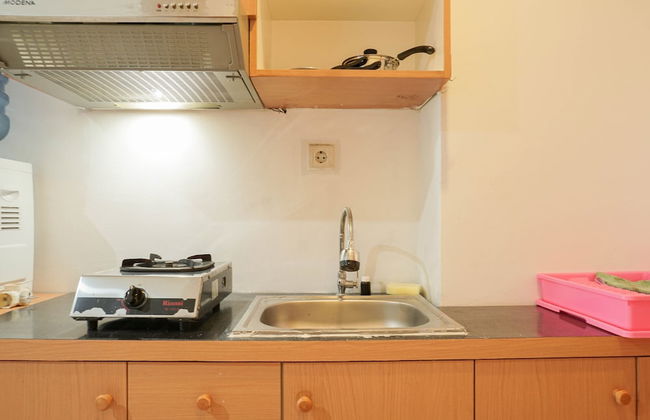 Cozy and Simply Studio Titanium Square Apartment - Foto 6