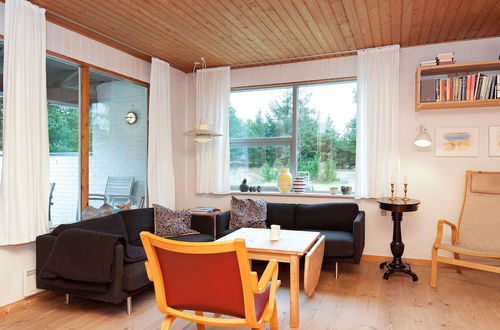 Photo 9 - 5 Person Holiday Home in Blavand