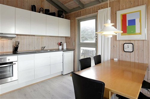 Foto 10 - 5 Person Holiday Home in Ulfborg