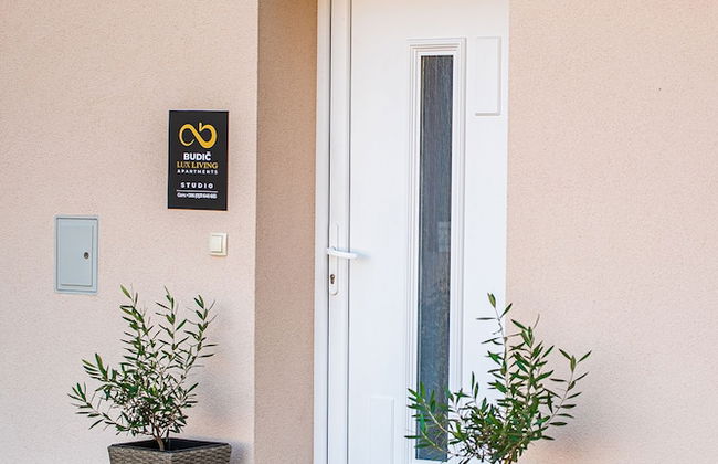 Lux Living Apartment Budic - Photo 35