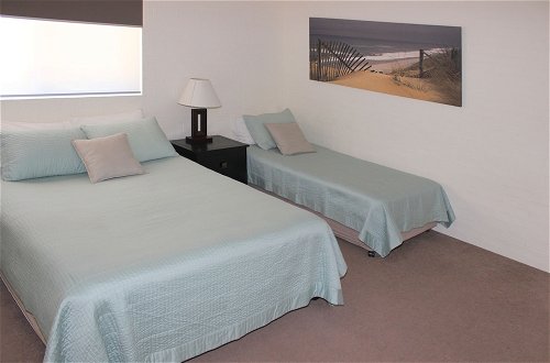 Photo 3 - Mollymook Cove Apartments
