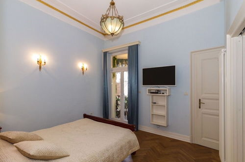 Foto 12 - Filip Palace Luxurious Apartment
