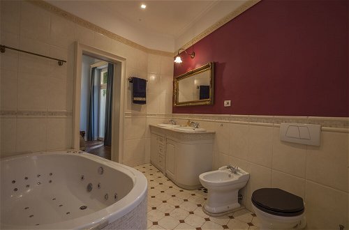 Foto 46 - Filip Palace Luxurious Apartment