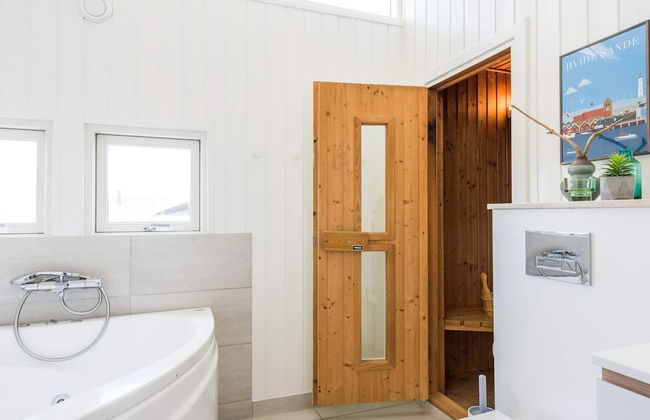 5 Person Holiday Home in Hvide Sande - Foto 3