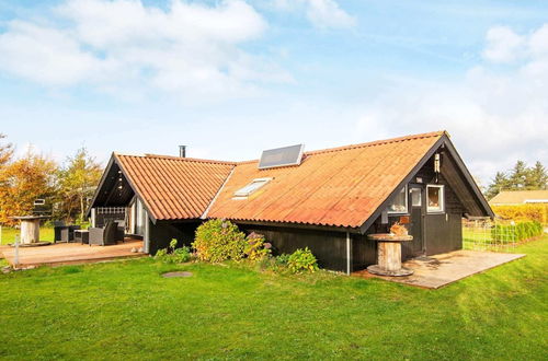 Photo 1 - 6 Person Holiday Home in Ulfborg