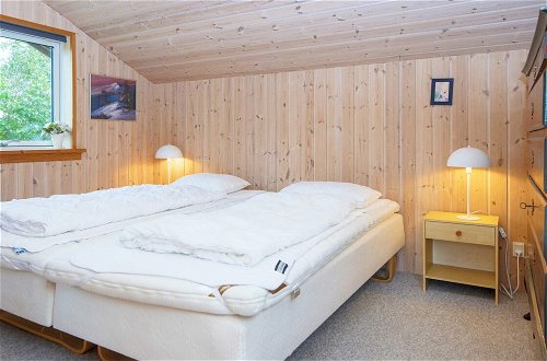 Photo 4 - 6 Person Holiday Home in Ronde