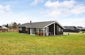 Foto 1 - 6 Person Holiday Home in Hadsund