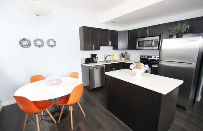 Elegant Suite - Photo 5