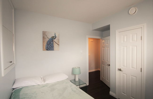 Elegant Suite - Photo 4