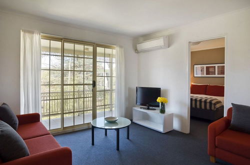 Photo 19 - Adina Serviced Apartments Canberra Kingston