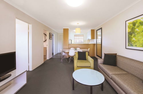 Photo 16 - Adina Serviced Apartments Canberra Kingston