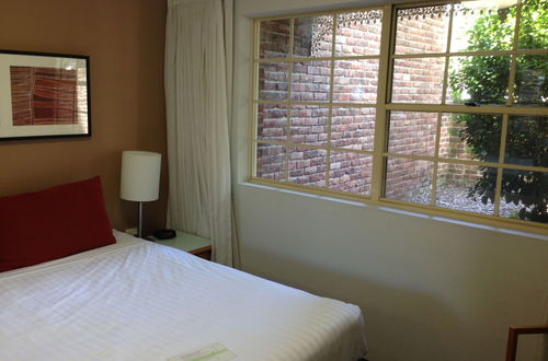 Photo 3 - Adina Serviced Apartments Canberra Kingston