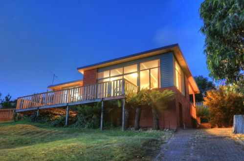 Photo 8 - The Beach House- Essentially Tas Dover