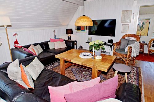 Photo 5 - Attractive Holiday Home in Hemmet near Sea