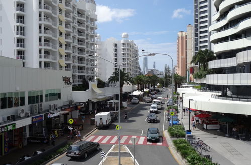 Photo 66 - Broadbeach Travel Inn Apartments