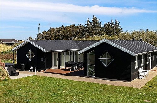 Foto 1 - Stunning Holiday Home in Hirtshals with Hot Tub